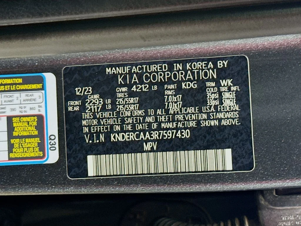 Used 2024 Gravity Gray Kia EX image 31