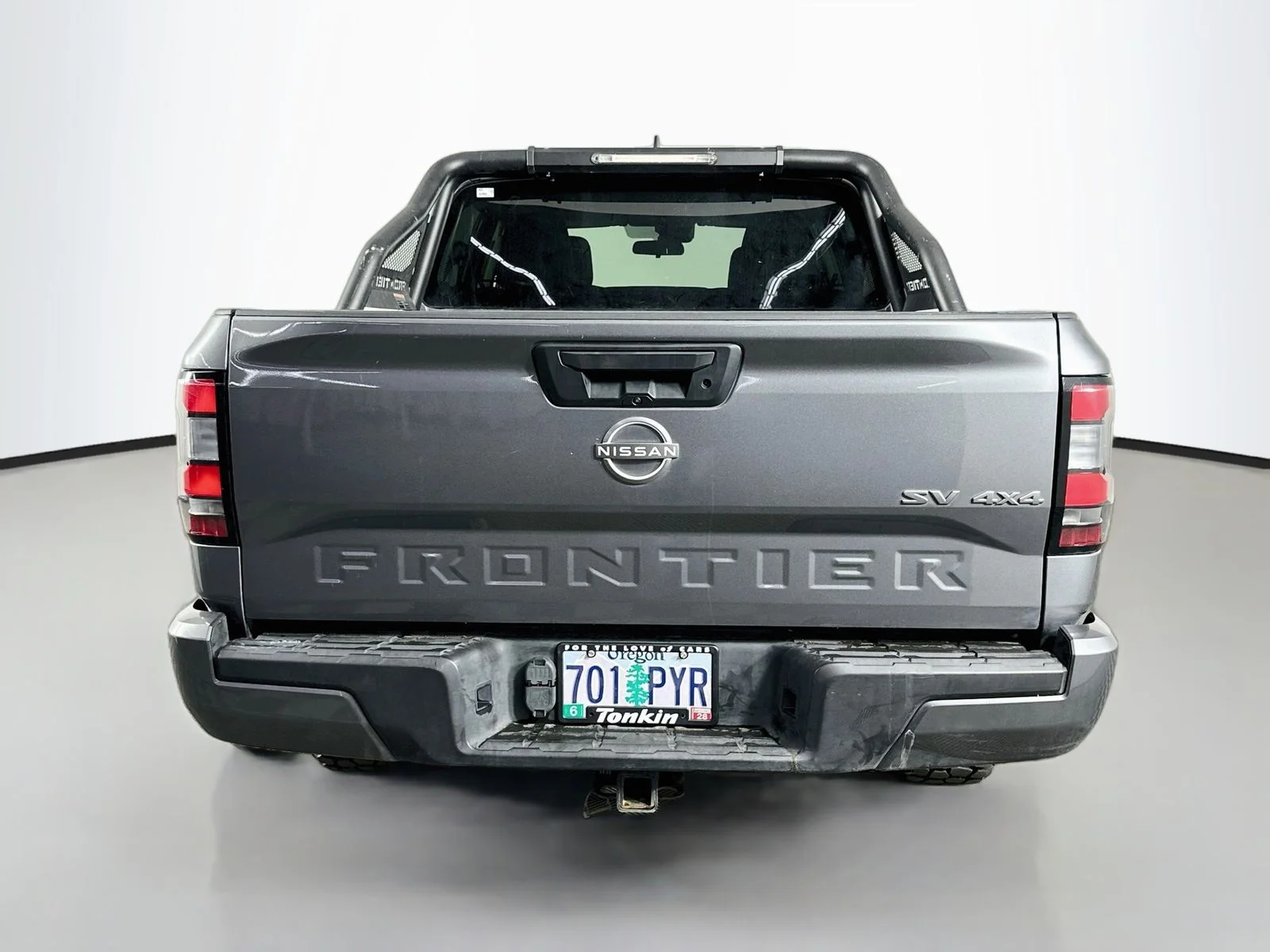 Used 2022 Gun Metallic Nissan SV image 6