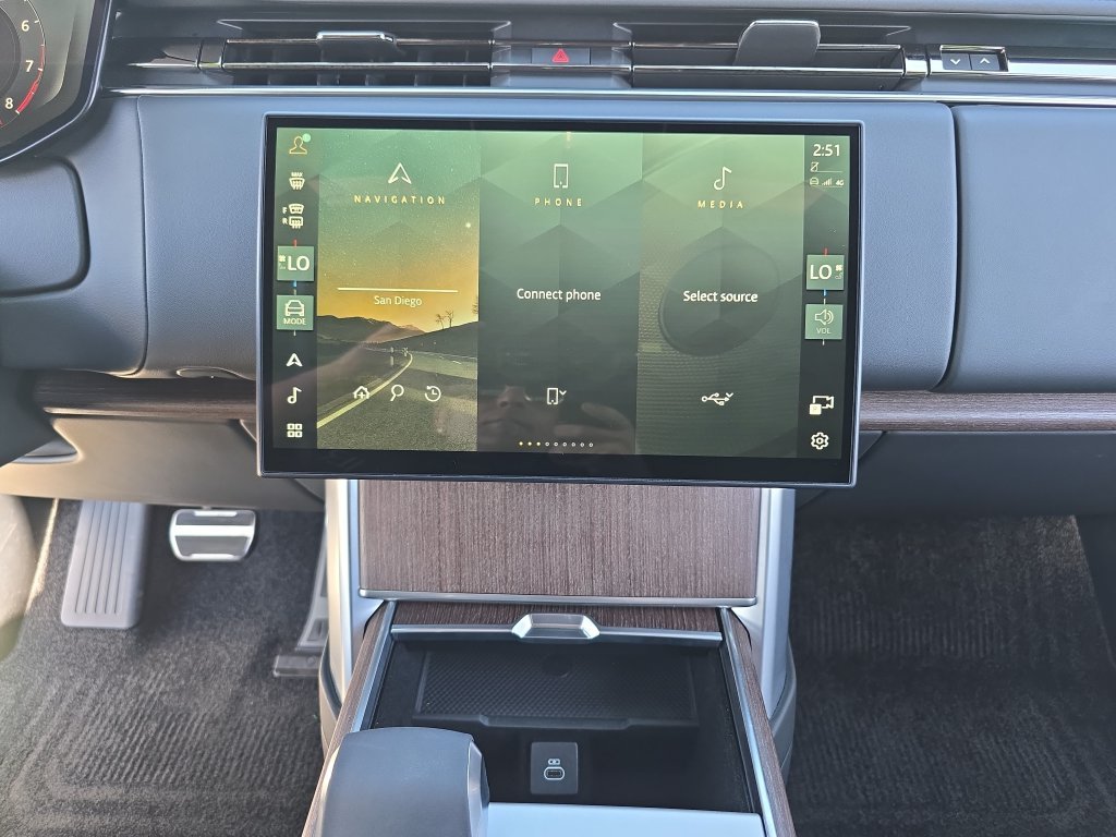 Certified Used 2025 Black Land Rover SE image 22