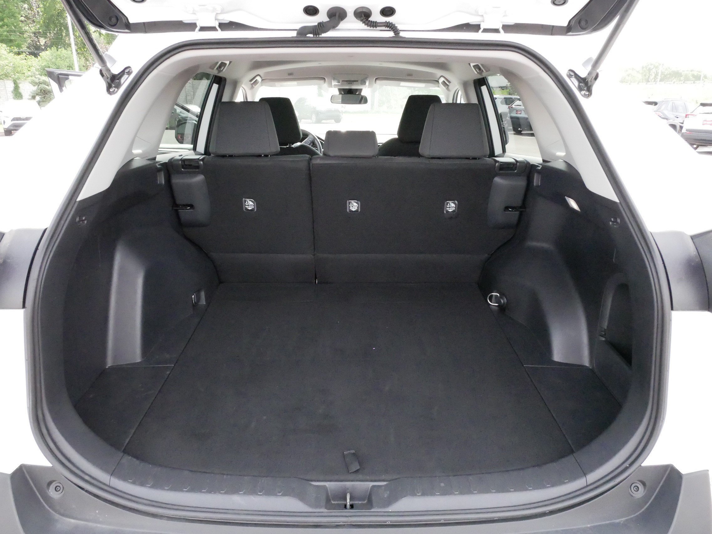 Certified Used 2025 ICE CAP Toyota Hybrid LE image 18