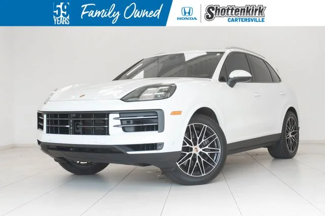 2025 Porsche Cayenne Base