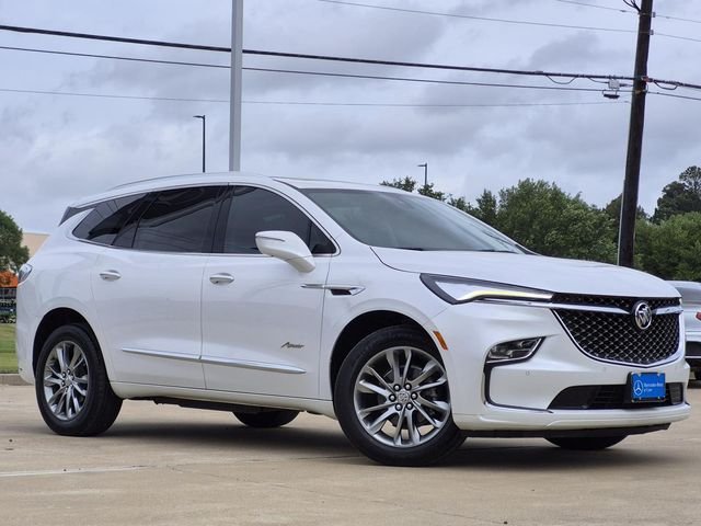 2023 Buick Enclave Avenir's photo