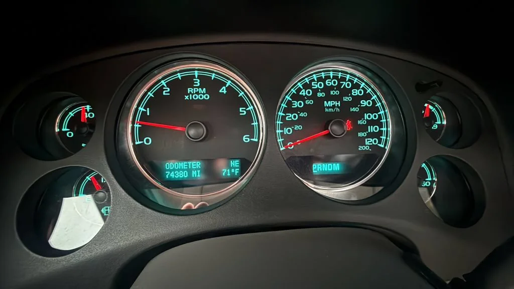 Used 2012 STEALTH GRAY METALLIC GMC SLT image 11