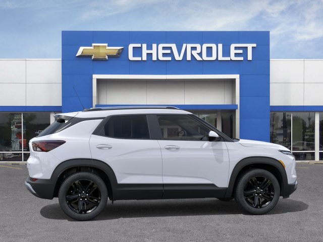 New 2026 Summit White Chevrolet LT image 5