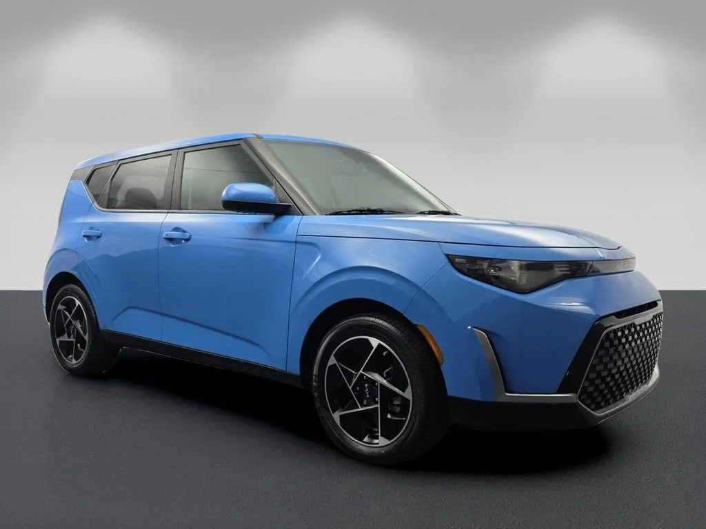 2024 Kia Soul 2.0L EX 6 IVT's photo