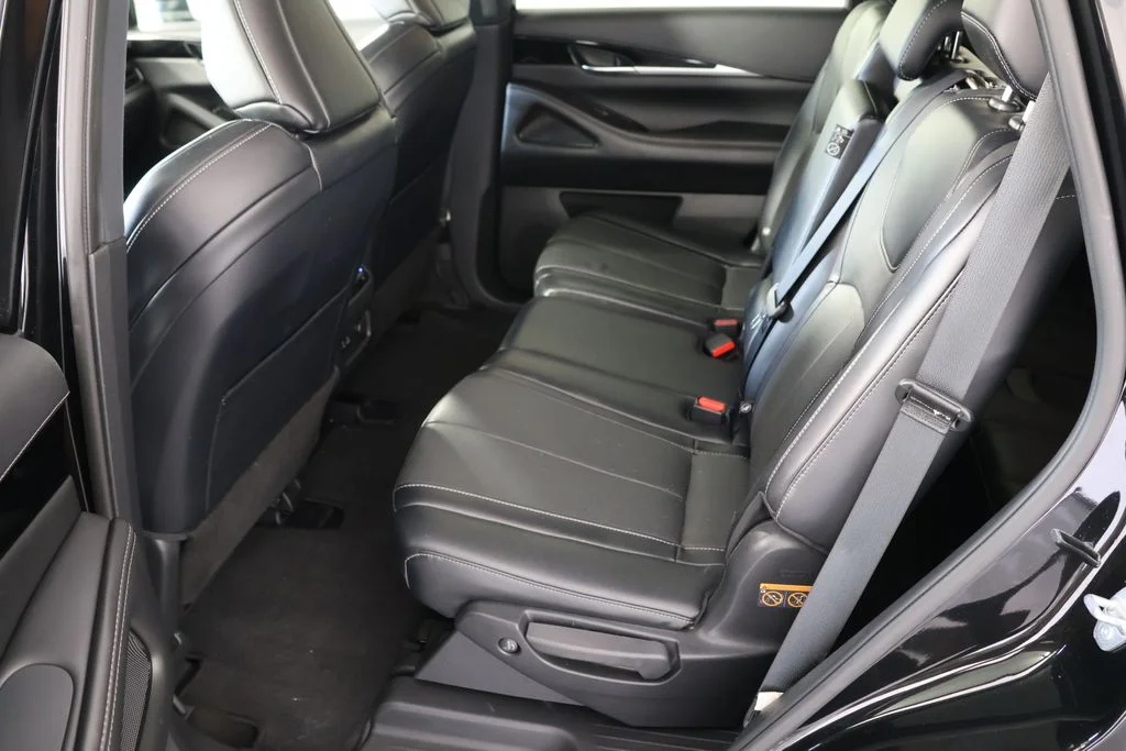 Used 2023 Black INFINITI PURE image 21