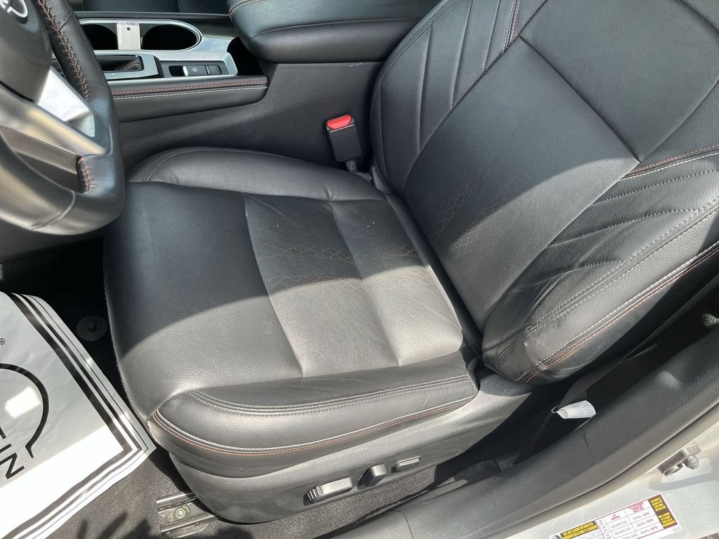 Used 2023 Silver Nissan 2.5 SR image 12