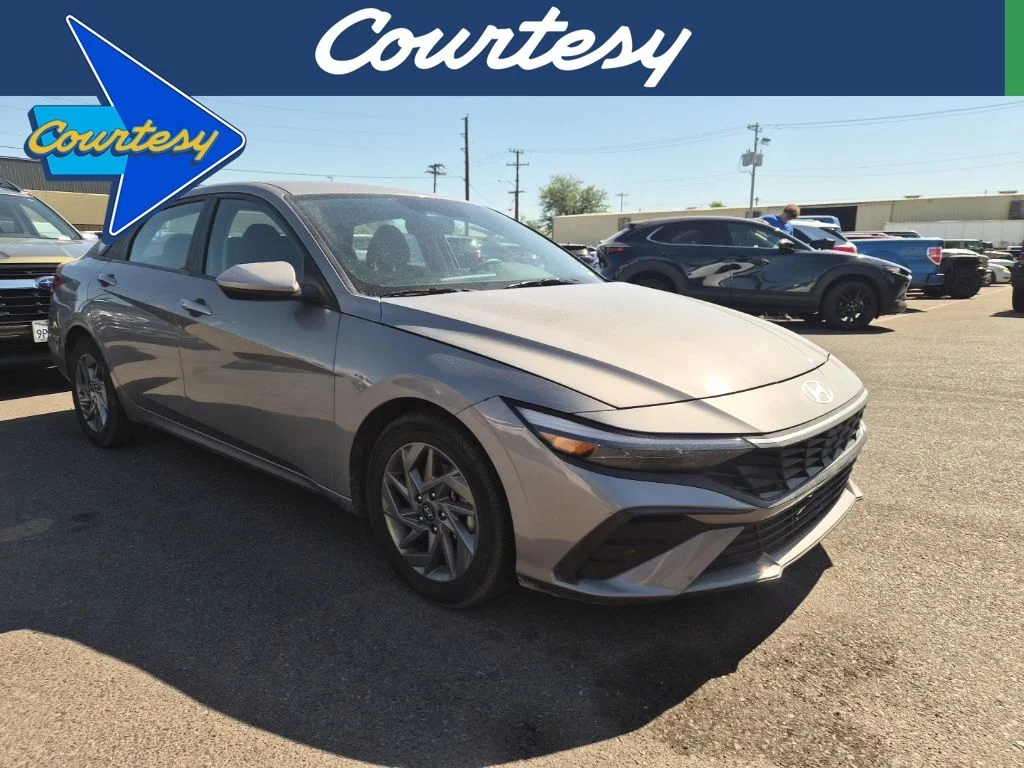 2024 Hyundai Elantra 2.0 SEL IVT's photo