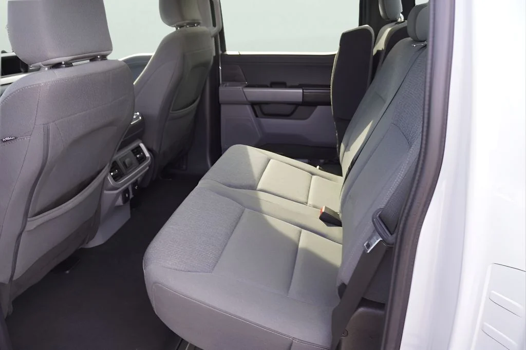 Used 2024 Avalanche Ford XLT image 11