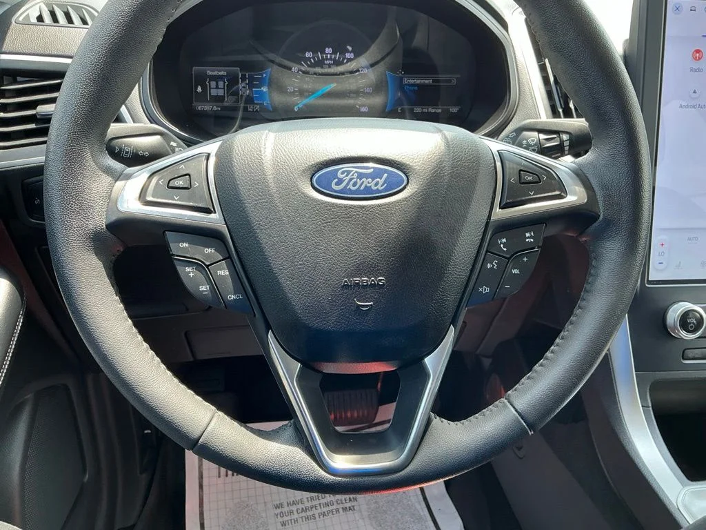 Used 2023 Black Ford SEL image 43