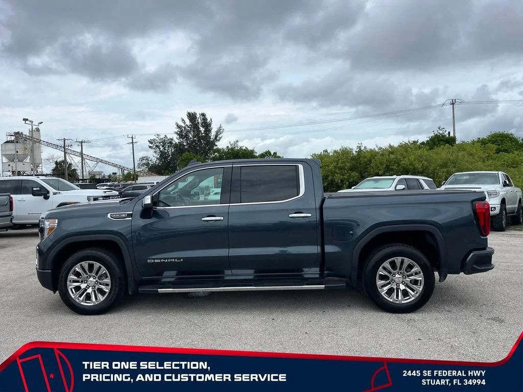 Used 2020 DARK SKY METALLIC GMC Denali image 4