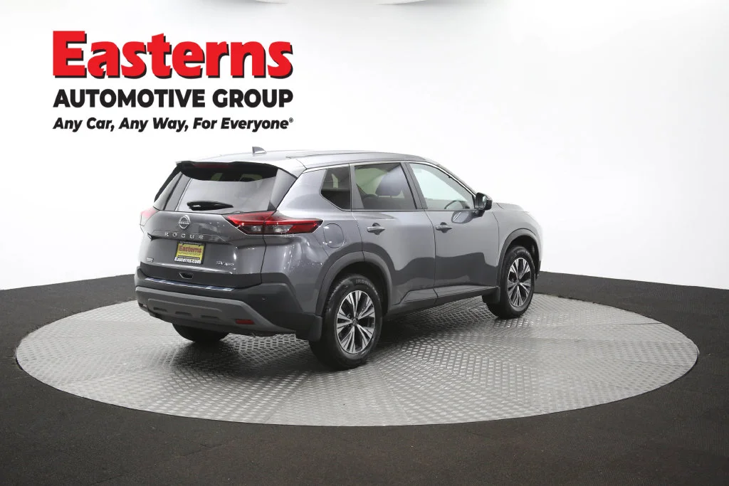 Used 2023 Gray Nissan SV image 43