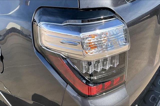 Certified Used 2022 MAGNETIC GRAY MET. Toyota  image 27