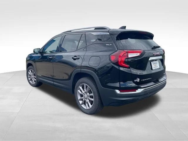 Used 2024 Black GMC SLT image 2