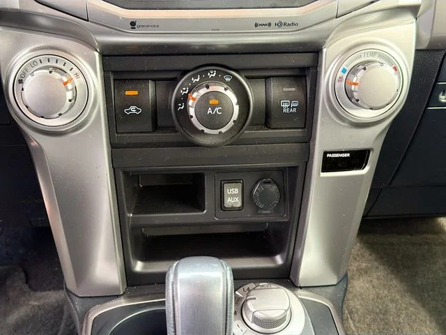Used 2017 Silver Toyota SR5 Premium image 17