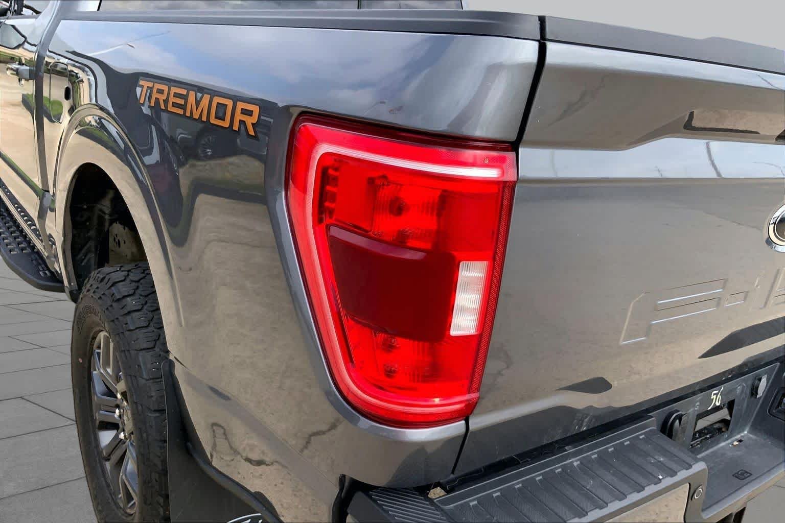 Used 2023 Carbonized Gray Metallic Ford Tremor image 27