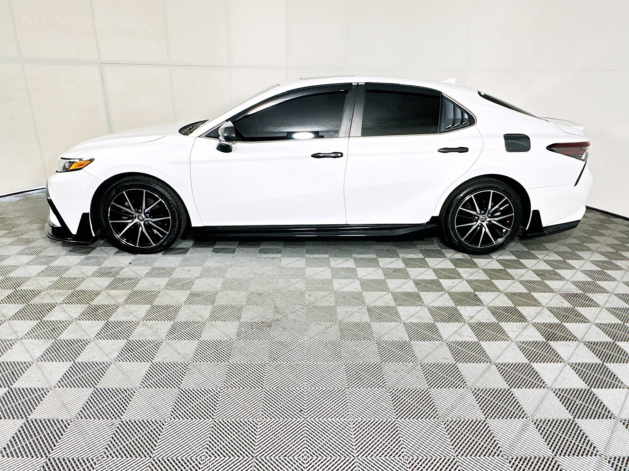 2022 Toyota Camry thumbnail 8