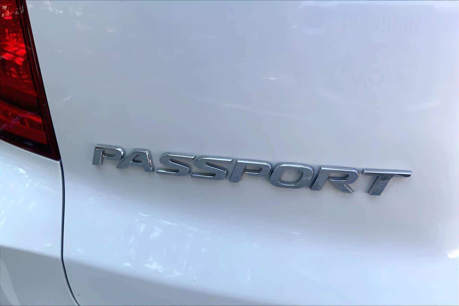 Used 2023 Platinum White Pearl Honda Elite image 9