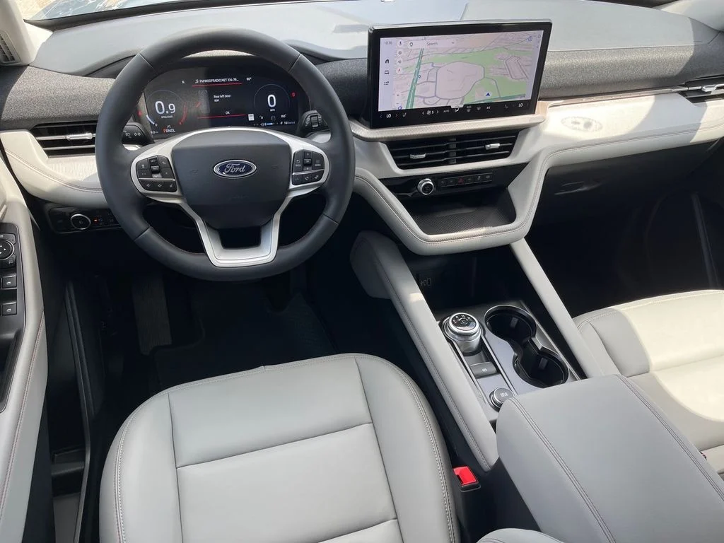 New 2026 Vapor Blue Metallic Ford Active image 3