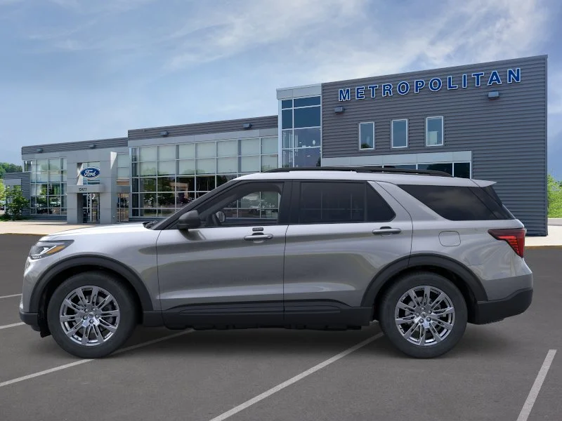New 2026 Carbonized Gray Metallic Ford Active image 3