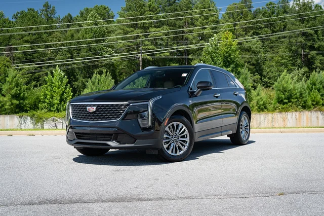 2025 Cadillac XT4 Premium Luxury