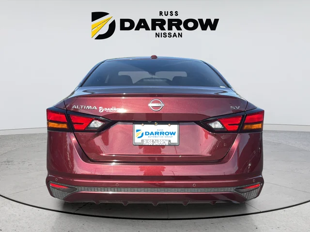 Used 2024 Red Nissan 2.5 SV image 4
