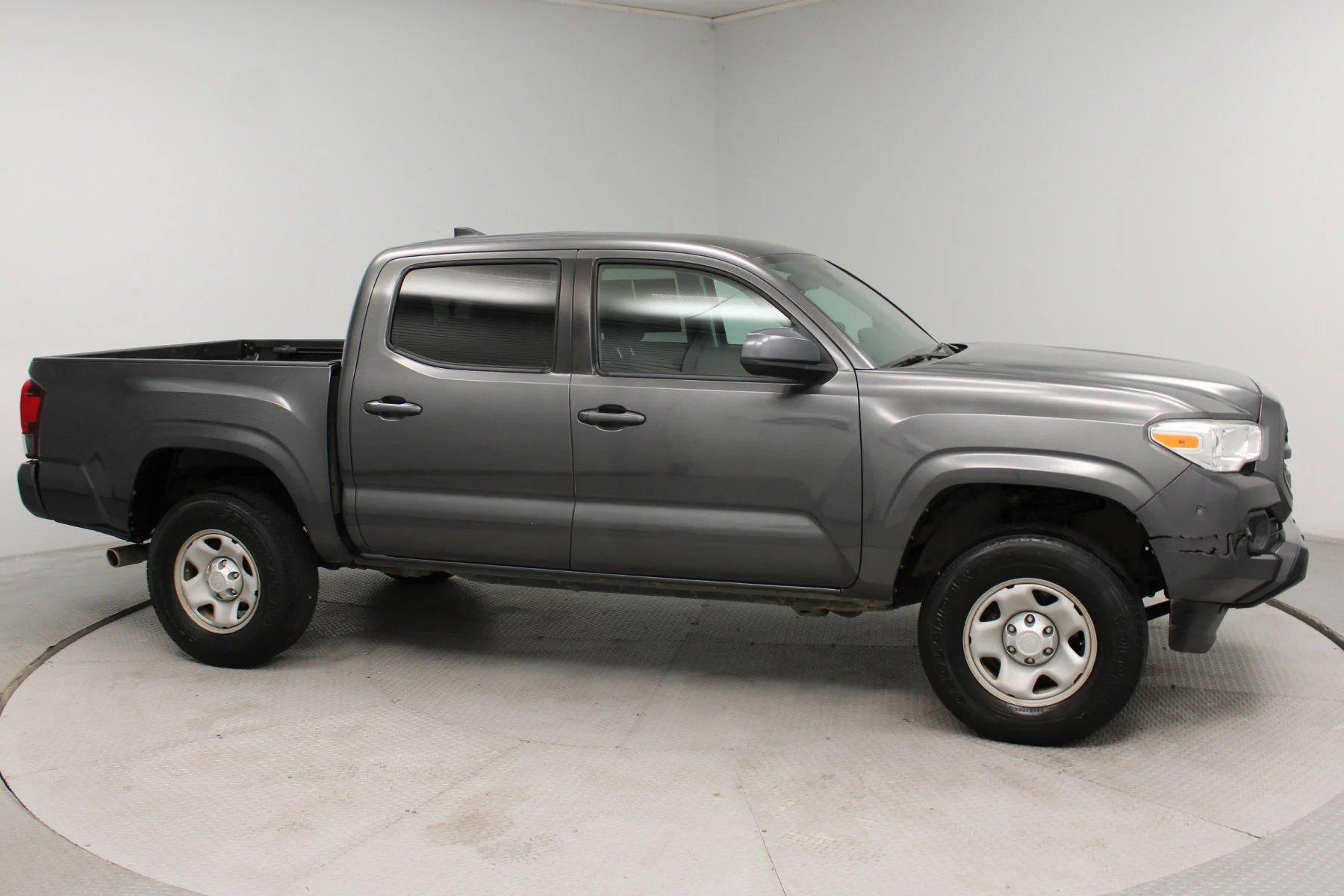 Used 2019 Magnetic Gray Metallic Toyota SR image 24