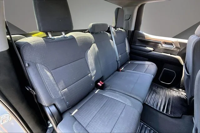 Used 2024 White Chevrolet LT image 22