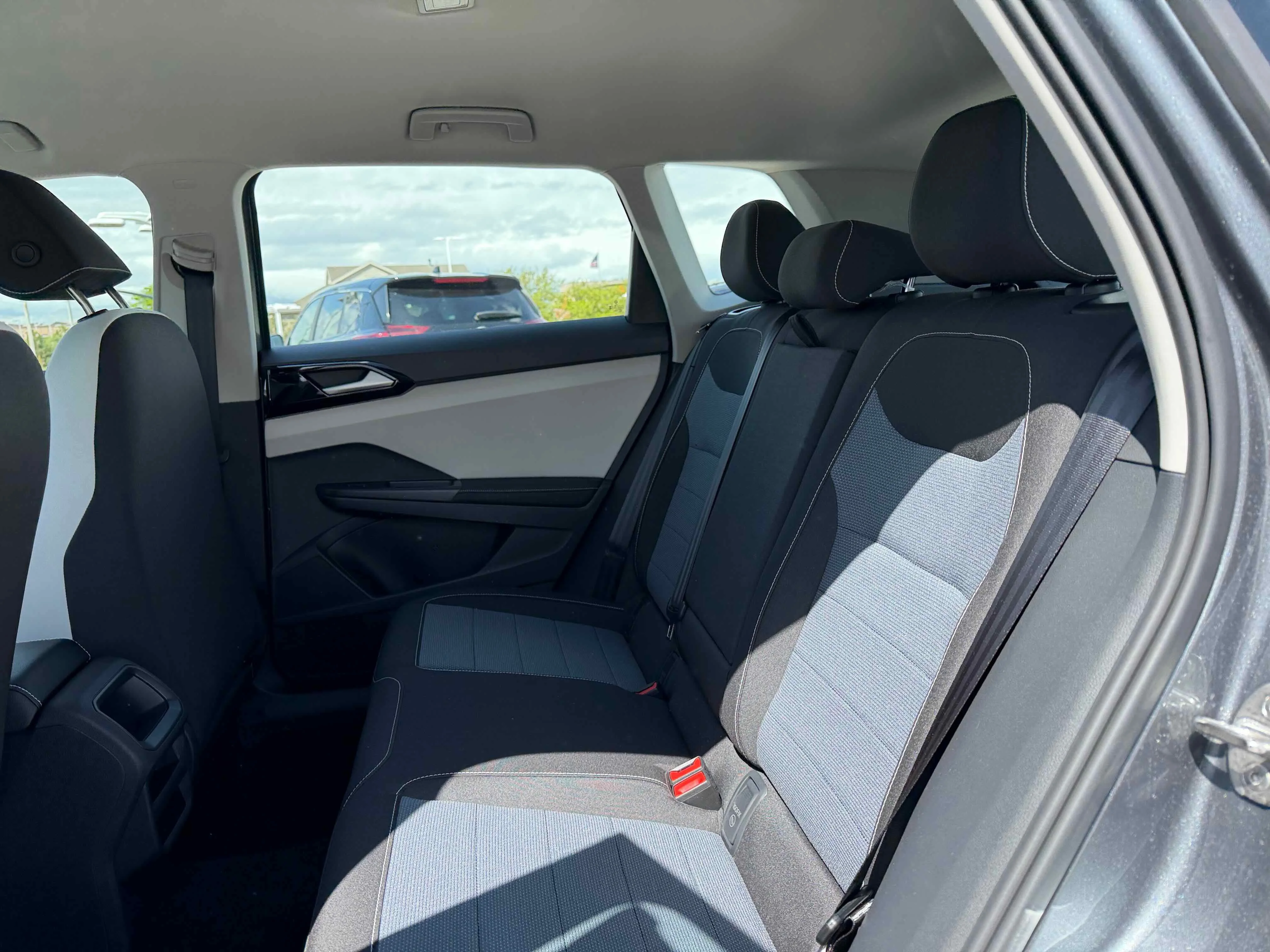 New 2026 Platinum Gray Volkswagen S image 25