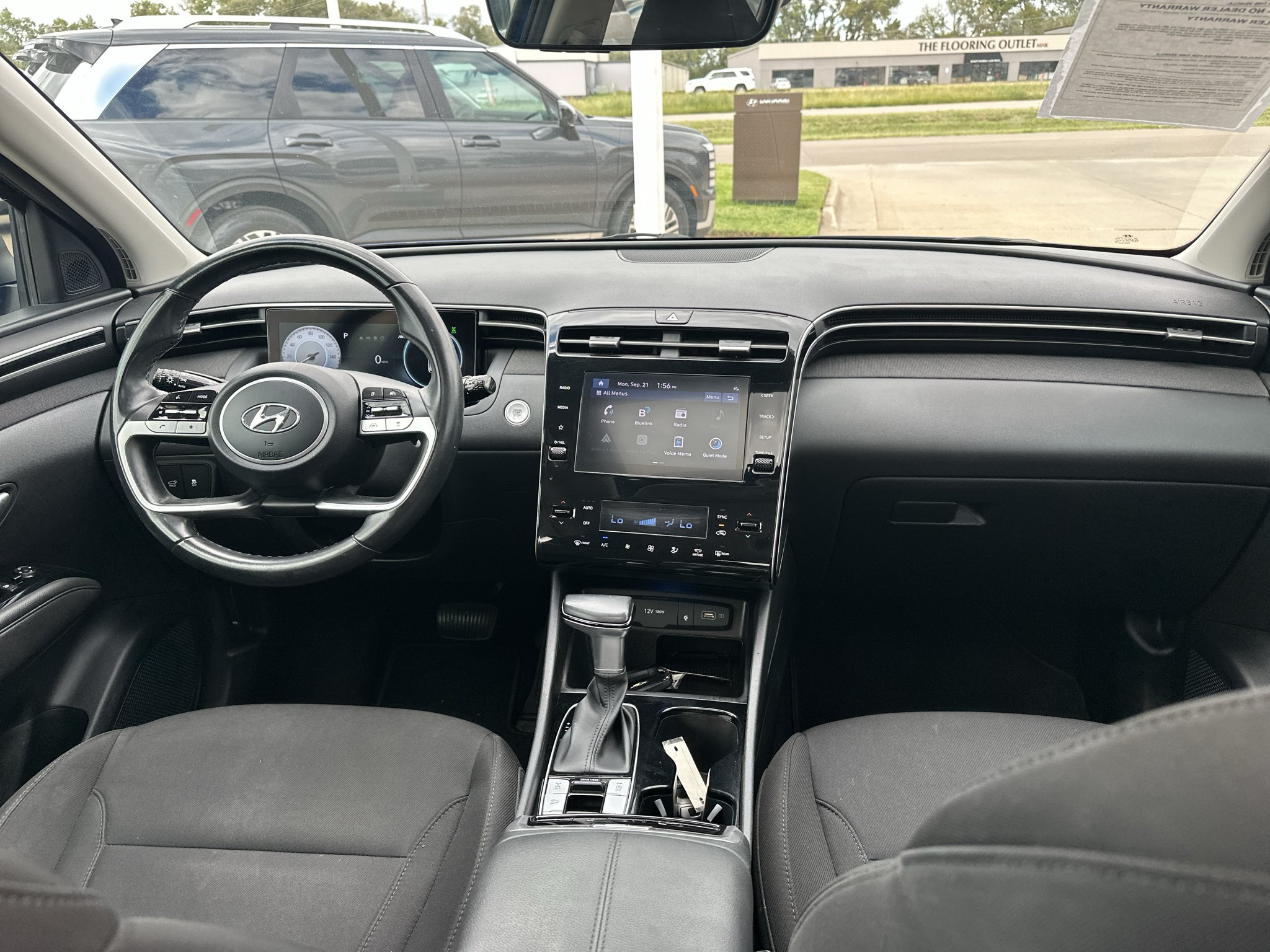 Used 2022 Intense Blue Hyundai SEL image 3