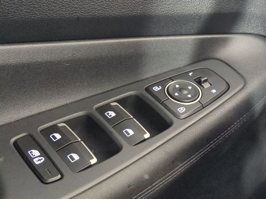 2023 Hyundai Santa Fe SE - Photo 30