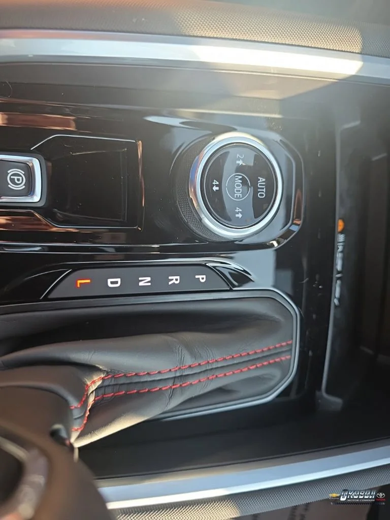 2026 Chevrolet Colorado Z71 - Photo 17