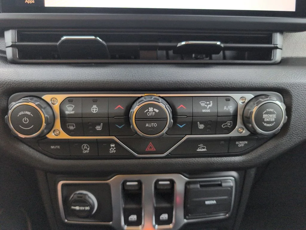 2026 Jeep Wrangler 2-Door Willys - Photo 22