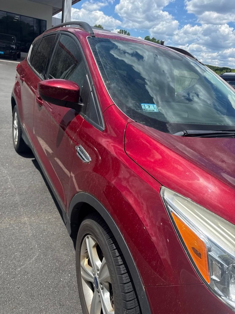 Used 2014 Red Ford SE image 6
