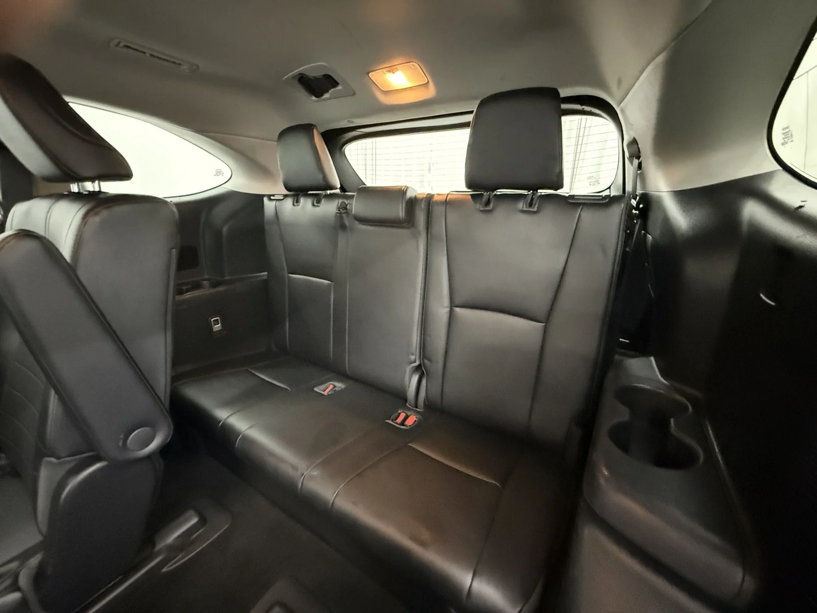 Used 2022 Magnetic Gray Metallic Toyota Hybrid XLE AWD image 35