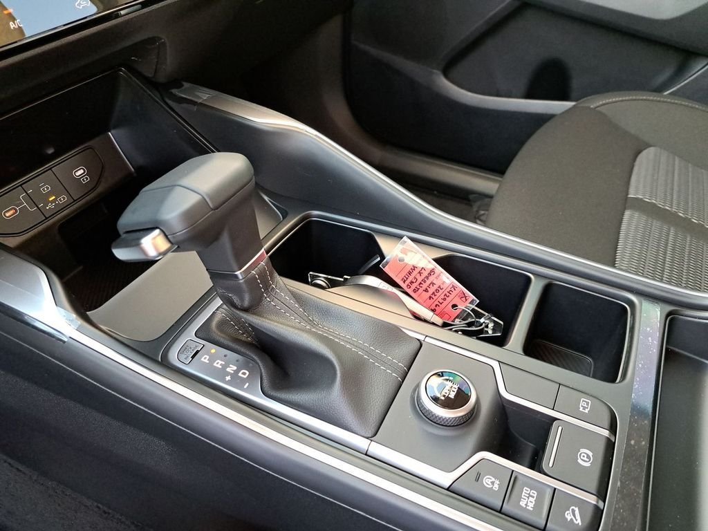 2026 Kia Sorento LX - Photo 19
