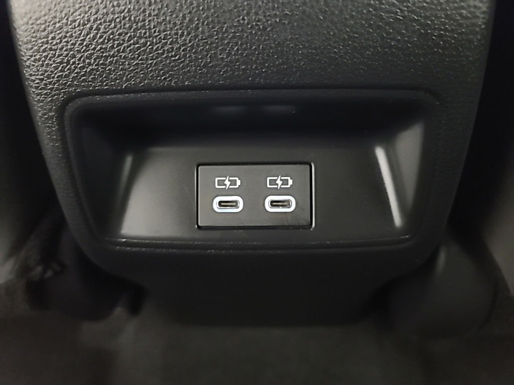 2025 Toyota Corolla LE - Photo 21
