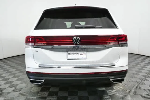 New 2026 Opal White Pearl Volkswagen 2.0T SE image 24