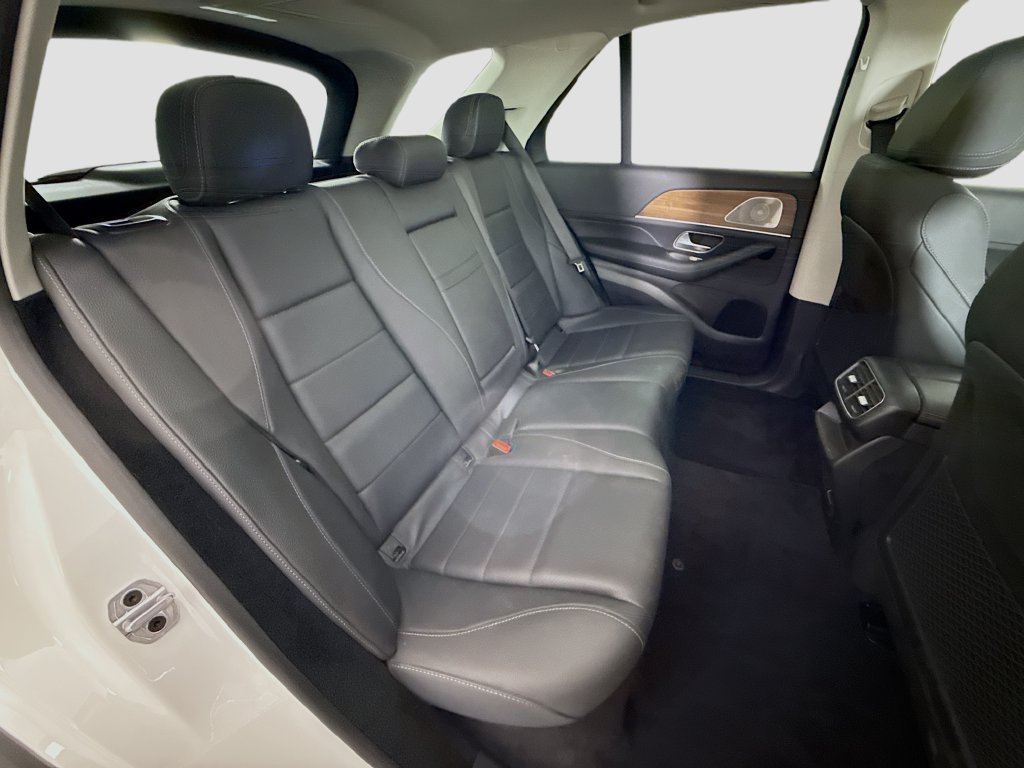 Used 2024 White Mercedes-Benz GLE 350 image 28