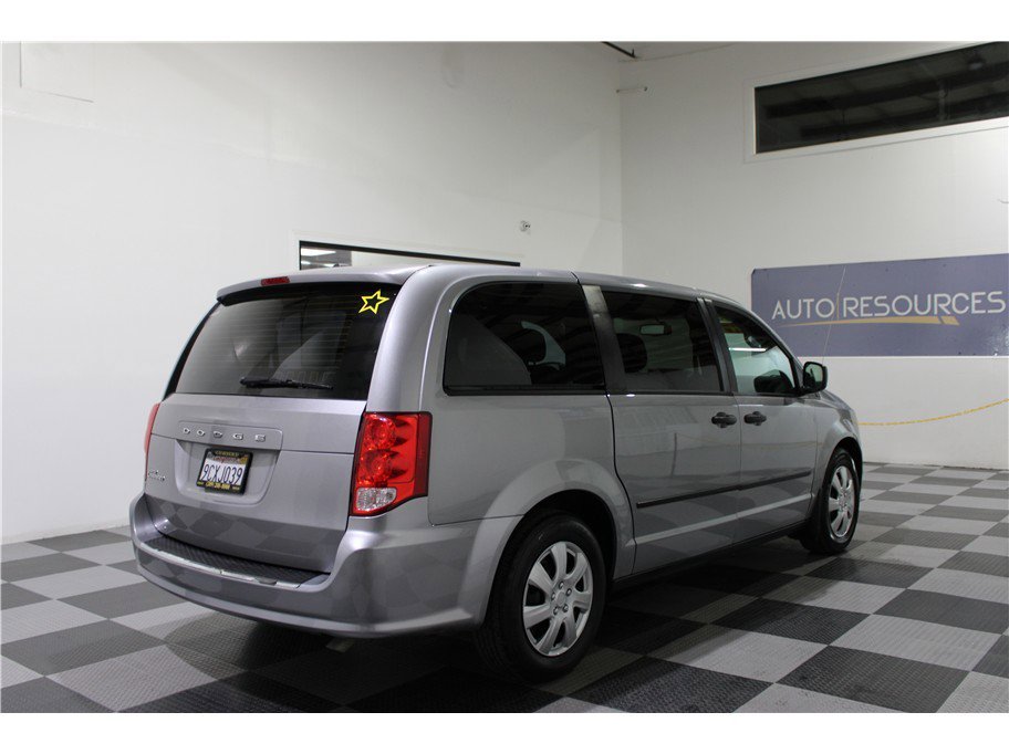 2015 Dodge Grand Caravan SE photo 4