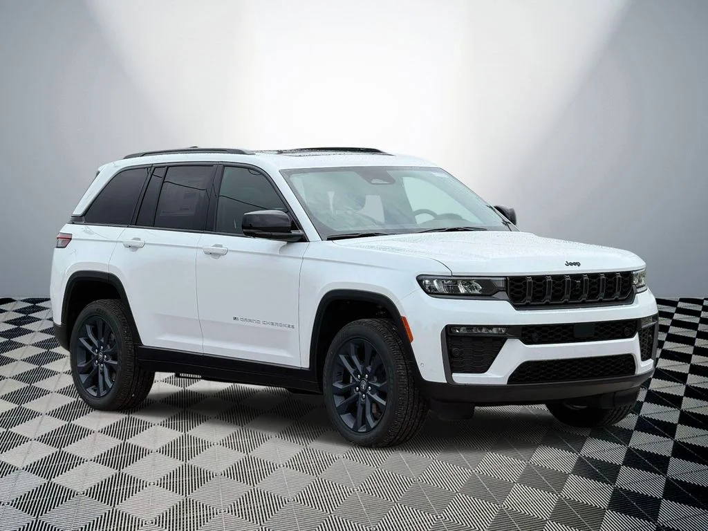 New 2026 Bright White Clearcoat Jeep Limited image 4