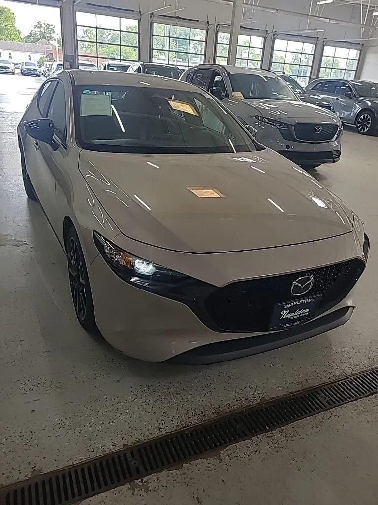 Used 2025 Silver Mazda 2.5 S Select Sport image 2