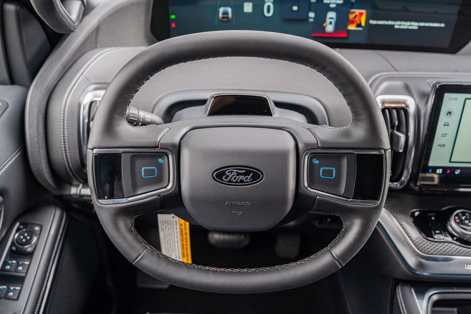 New 2026 Dark Matter Gray Metallic Ford MAX Platinum® image 34