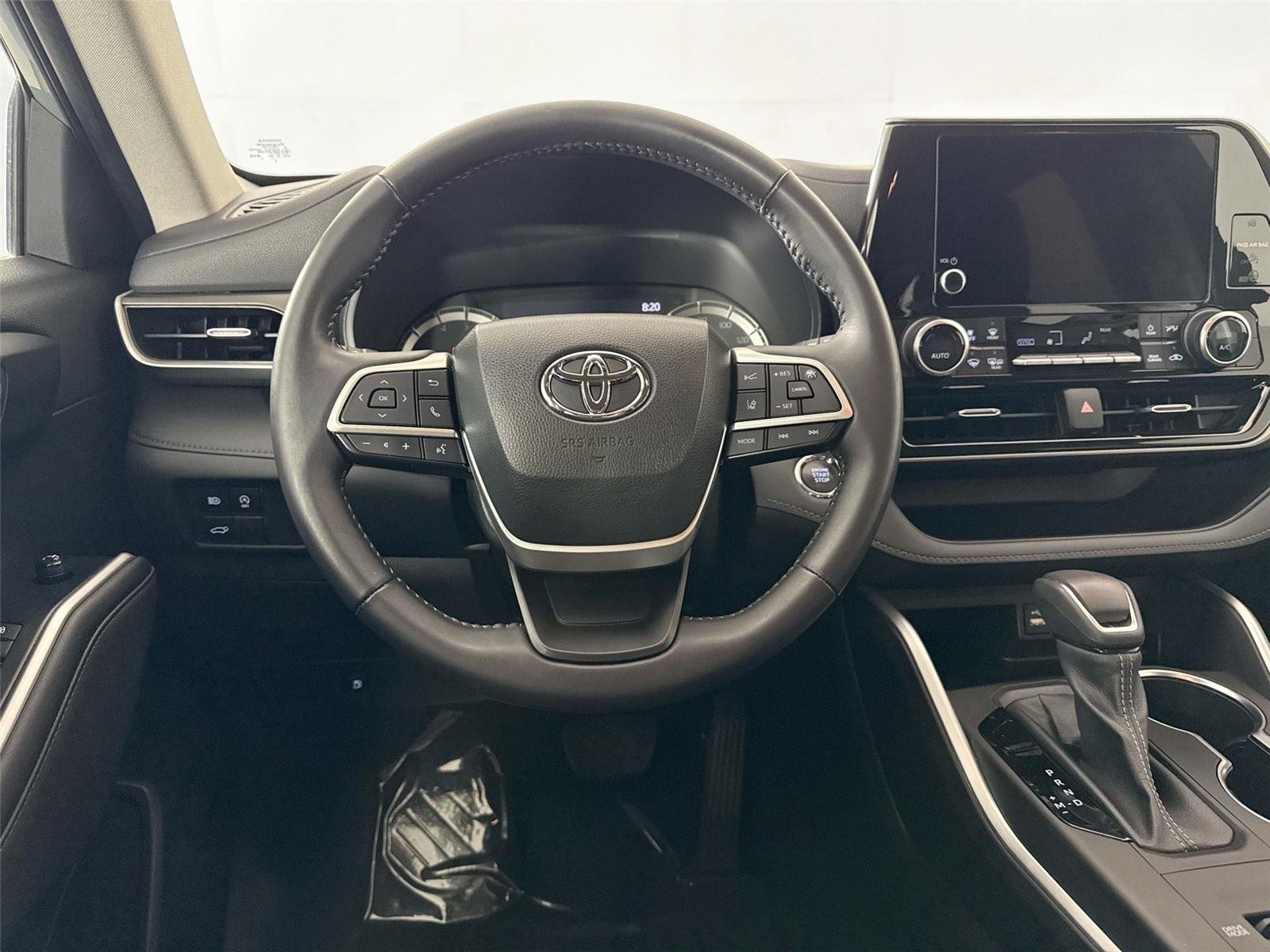 Used 2023 Celestial Silver Metallic Toyota LE image 29