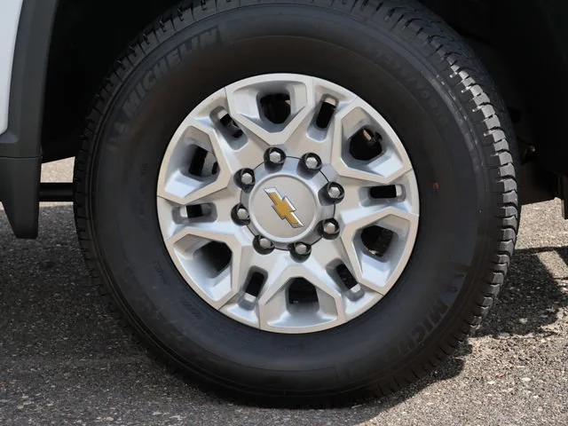 2026 Chevrolet Silverado 3500 HD LT - Photo 8