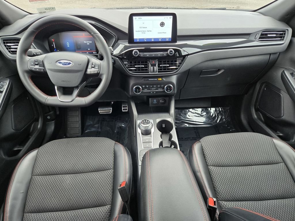 Used 2023 Agate Black Metallic Ford ST-Line image 12