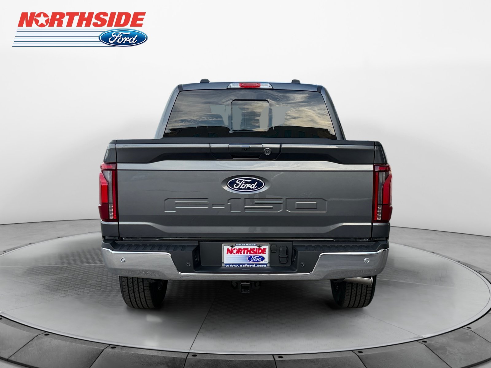 New 2026 Carbonized Gray Metallic Ford LARIAT image 6