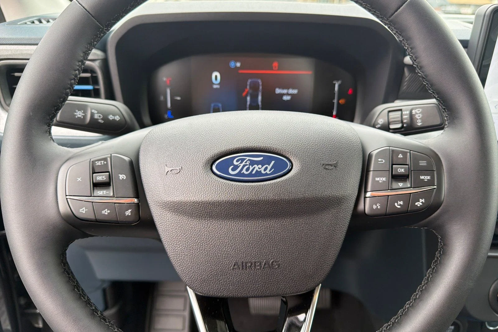 New 2026 Carbonized Gray Metallic Ford XLT image 25
