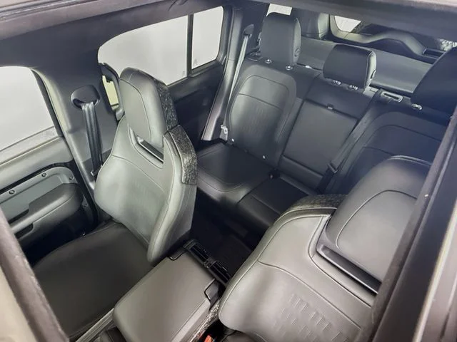 New 2026 Narvik Black Land Rover OCTA Black image 14
