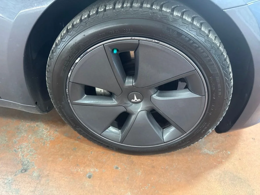 Used 2023 Midnight Silver Metallic Tesla Long Range image 10